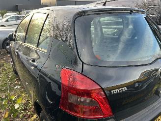 Toyota Yaris 1.3 VVTi Executive picture 7