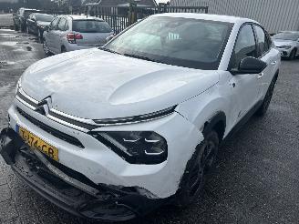  Citroën E-C4 X  plus 54kWh 2024/3