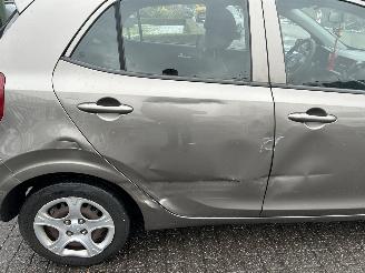 Kia Picanto 1.0 Comfortline picture 4