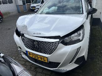 Peugeot e-2008 EV Active  50kWh picture 2