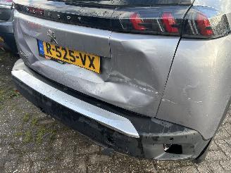 Peugeot 2008 1.2 PureTech  Active picture 4