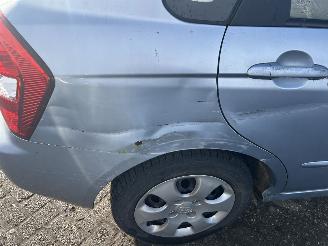 Kia Cerato 2.0  EX   5 Drs picture 3