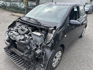krockskadad bil auto Peugeot 108 1.0 e-VTI  Access 2021/7