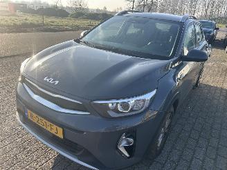 skadebil auto Kia Stonic 1.0 T-GDI  Hybrid Dynamic Line 2022/8