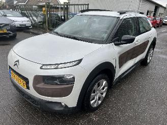 skadebil auto Citroën C4 cactus 1.2 PureTech Feel 2015/6