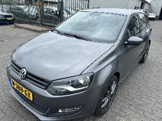 krockskadad bil auto Volkswagen Polo 1.2 TSI  Highline  Automaat 2011/2