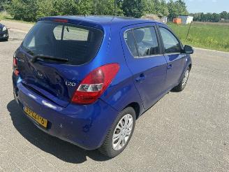 Hyundai I-20 1.4i Dynamic   5 Drs picture 5