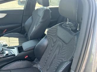 Audi A4 Avant 35 TFSI  Automaat  S-Line picture 10
