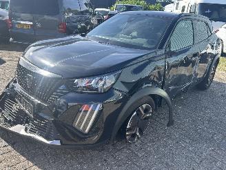 krockskadad bil auto Peugeot 2008 1.2 PureTech 130 GT  Automaat 2023/8