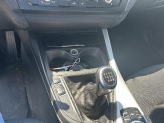 BMW 1-serie 116i   5 Drs picture 9