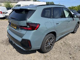 BMW iX1 xDrive  3.0 Launch Edition  67 kWh M pakket-Leer-Panoramadak picture 6