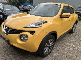  Nissan Juke 1.6 Tekna  Automaat  ( Panoramadak-Leer ) 2016/3