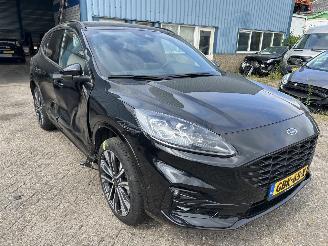 Ford Kuga 2.5 Plug in Hybrid Vignale  Automaat picture 3