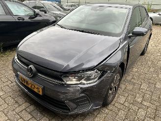 uszkodzony samochody osobowe Volkswagen Polo 1.0 TSI  Automaat Life Edition 2024/12