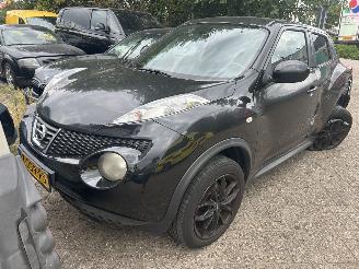 uszkodzony samochody osobowe Nissan Juke 1.6 Automaat 2012/10
