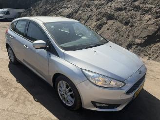 Ford Focus 1.0 Lease Edition picture 3