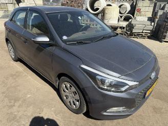 Hyundai I-20 1.2 HP i-Motion picture 3