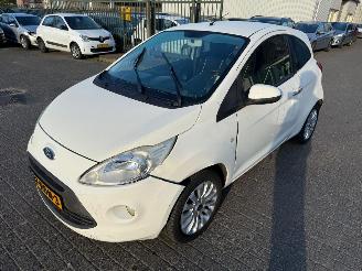 krockskadad bil auto Ford Ka 1.2 2011/4
