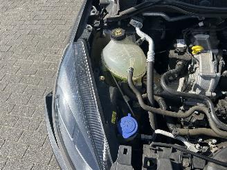 Ford Fiesta 1.0 Hybrid EcoBoost Titanium picture 11