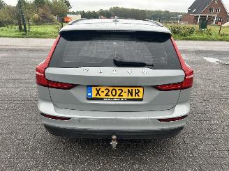 Volvo V-60 2.0  B3  Automaat Essential Edition picture 7