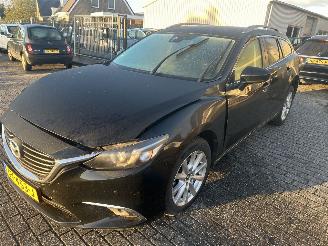 Damaged car Mazda 6 Stationcar 2.0 121 KW GT Skylease 2015/8