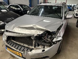 Coche accidentado Volvo V-70 1.6  T4  Automaat 2011/5