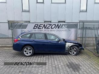 Vrakbiler auto BMW 3-serie  2018/2