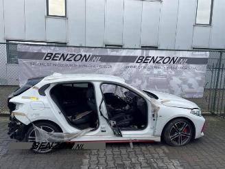 Dezmembrări autoturisme BMW 1-serie 1 serie (F40), Hatchback, 2019 M135i xDrive 2.0 TwinPower 16V 2020/10
