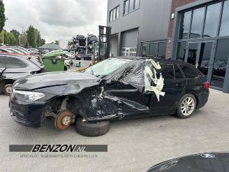 BMW 5-serie 5 serie Touring (G31), Combi, 2017 523d 2.0 TwinPower Turbo 16V picture 2