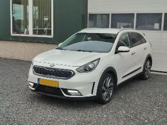 škoda osobní automobily Kia Niro 1.6 GDi Hybrid ExecutiveLine 2016/11