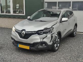 krockskadad bil auto Renault Kadjar 1.2 TCe Bose Aut. Tr.haak 2018/5