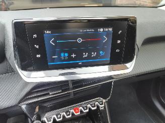 Peugeot 208 1.2 Pure Tech Active Pack picture 9