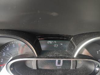 Renault Clio Estate 0.9 TCE Dynamique Navi Trkhaak Cruise picture 13