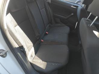 Volkswagen Polo 1.0 MPI Comfortline Navi Clima picture 25