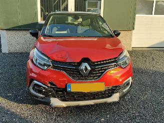 Renault Captur 0.9 TCe Version S Trekhaak picture 2