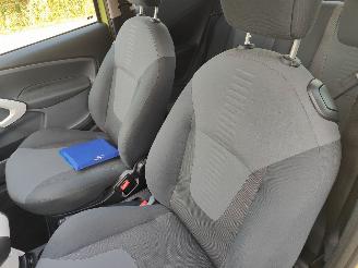 Ford Ka 1.2 Limited Airco picture 9