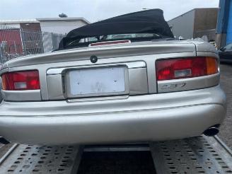 Vrakbiler auto Aston Martin Db7 DB 7 Volante, Cabrio, 1995 / 2003 3.2 24V 1998/5