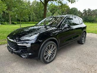 škoda osobní automobily Porsche Cayenne 3,0 Diesel Full options Lüftfederung Panorama 2016/5