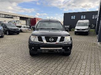 Nissan Navara 2.5 DCI DOUBLE CAB 4WD AUTOMAAT KLIMA picture 2