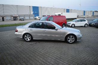 Mercedes E-klasse 200 CDI AVANTGARDE SCHUIFDAK AUTOMAAT SHZ picture 4