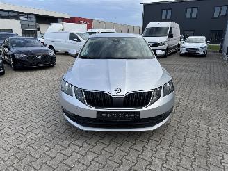 Skoda Octavia 85 KW LIMOUSINE FACELIFT AMBITION KLIMA picture 3