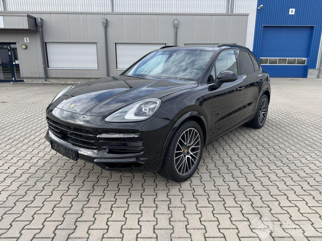Porsche Cayenne 3.0 Automatik Leder LED Panoramadach Luftfederung