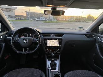 Skoda Octavia 1.6 TDI DSG KLIMA NAVI AHK SITZHEIZUNG picture 18