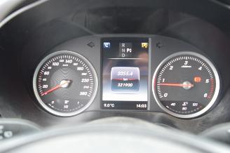 Mercedes C-klasse 220 D AMG LINE KOMBI 125 KW picture 17