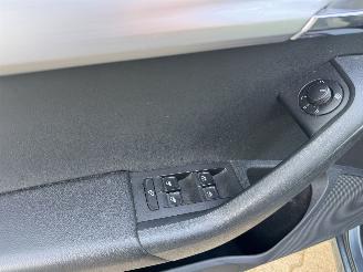 Skoda Octavia 1.0 85 KW AMBITION KLIMA KOMBI picture 11