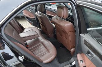Mercedes E-klasse E220 CDI Aut Avantgarde Panorama dach Full Leder Comand Kamera picture 12