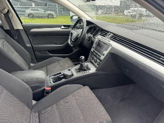 Volkswagen Passat 1.6 TDI KLIMA LED NAVI picture 12