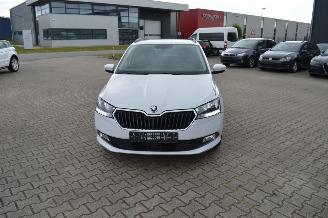 Skoda Fabia 1.0 70 KW Kombi Ambition Klima picture 2