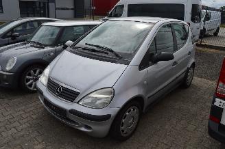 Schadeauto Mercedes A-klasse A170 CDI Klima 2001/9