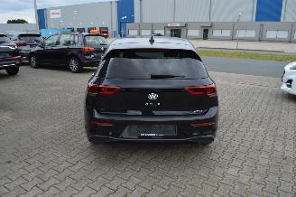 Volkswagen Golf VIII Lim. Life eTSI DSG AUTOMATIK picture 6